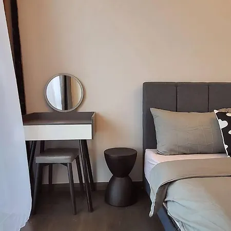 Ultimate Skyline Penthouse W Bathtub 3 Bedroom 6 Pax Johor Bahru Exterior photo